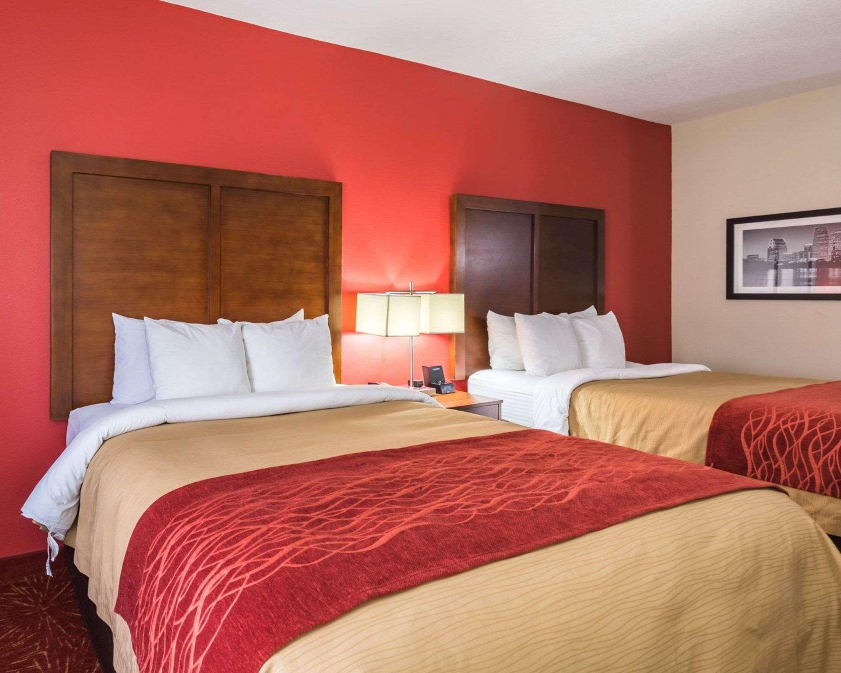 Econo Lodge Inn & Suites East Houston I-10 Exterior foto